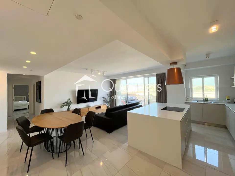 3 bedroom Penthouse to rent in St. Julians