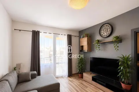 2 Bedroom Apartment For Sale in Bugibba