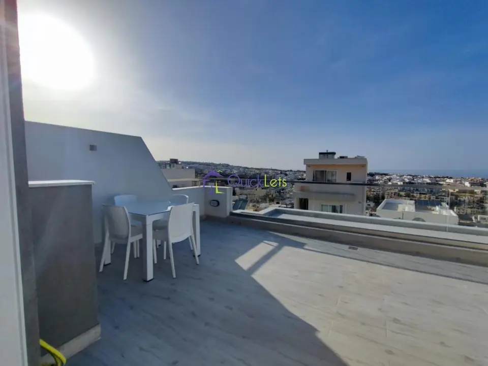 1 bedroom Penthouse to rent in St. Julians