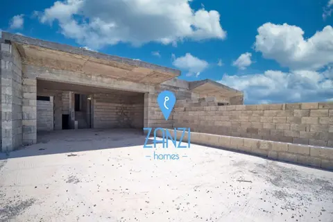 3 Bedroom Semi-Detached Villa For Sale in Mellieha