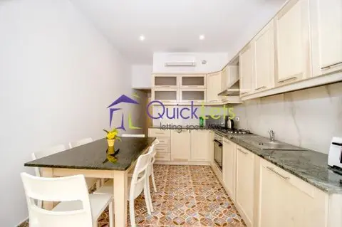 4 bedroom Townhouse to rent in Sliema