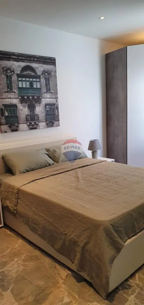 1 bedroom Penthouse to rent in Sliema