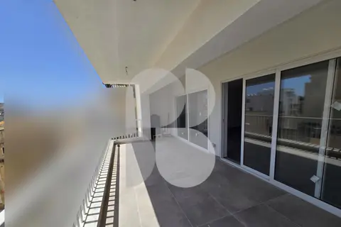 3 Bedroom Apartment For Sale in Marsascala