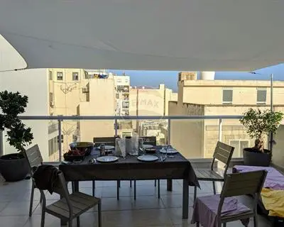 2 bedroom Penthouse to rent in Sliema