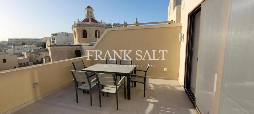 Sliema, Furnished Penthouse