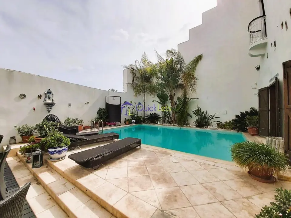 5 bedroom Townhouse to rent in Siggiewi