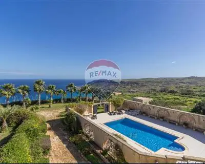 5 bedroom Villa Detached for sale in Gozo - Xaghra