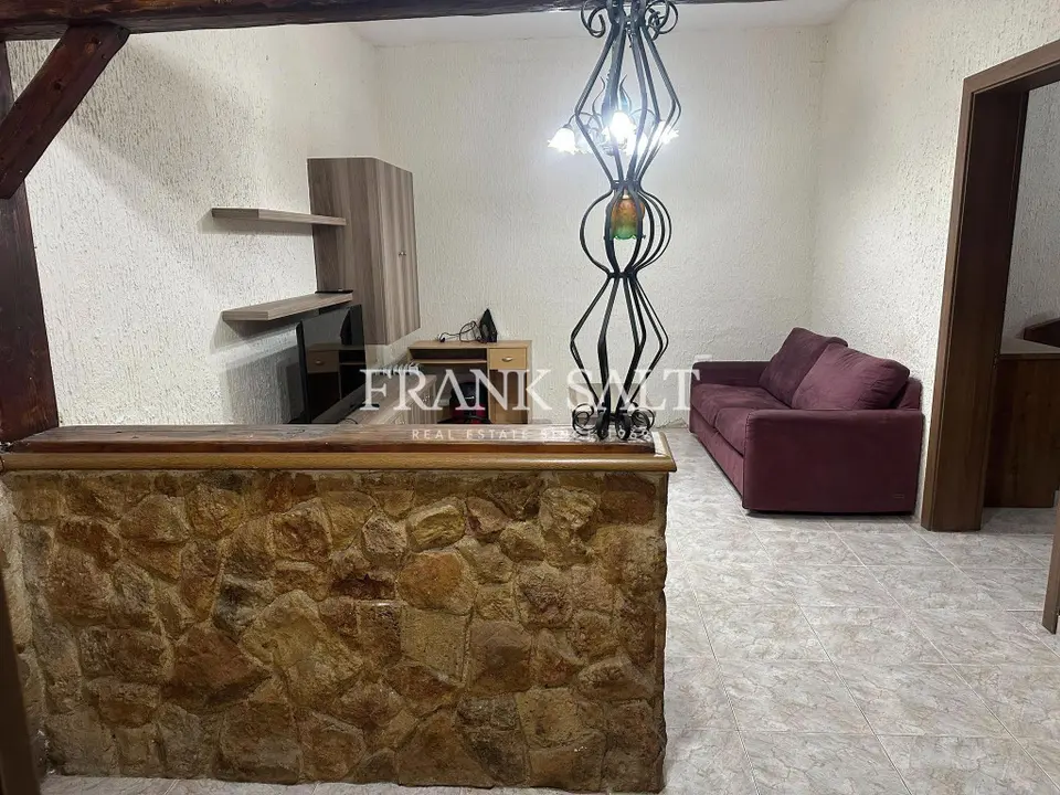 2 bedroom Maisonette to rent in St Julians
