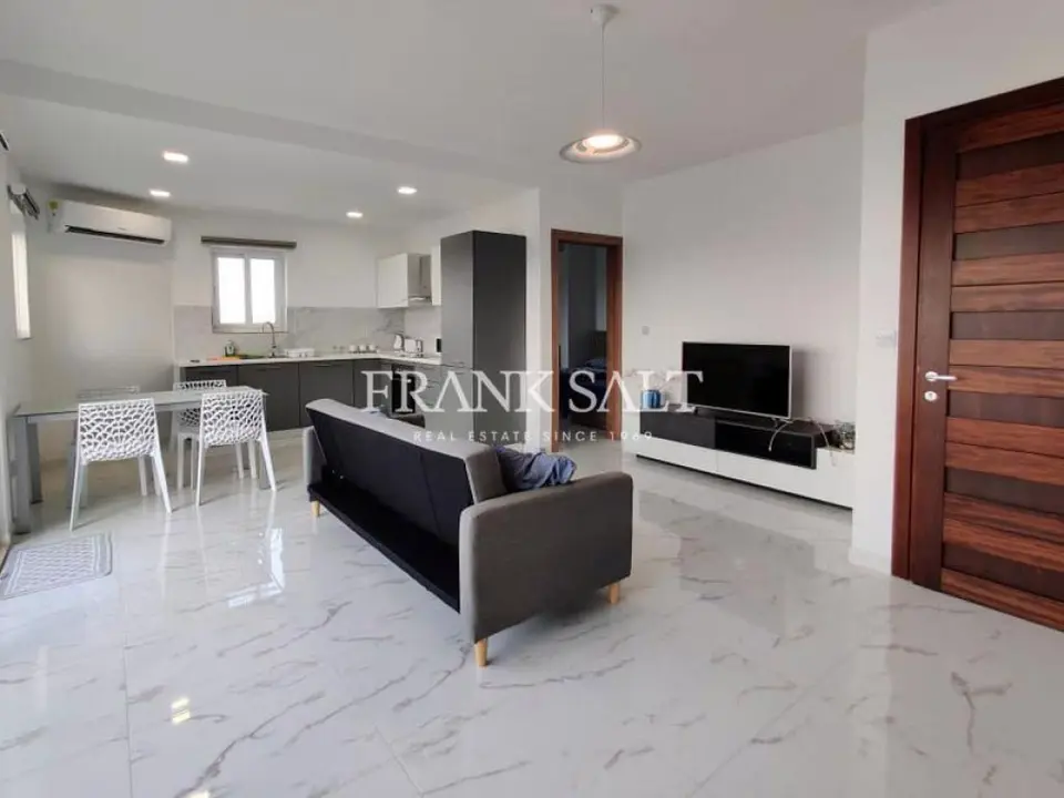 Bugibba, Furnished Apartment