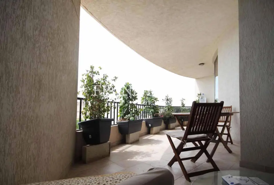 St Julians, Furnished apartment