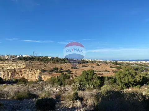 2 bedroom Penthouse for sale in San Gwann