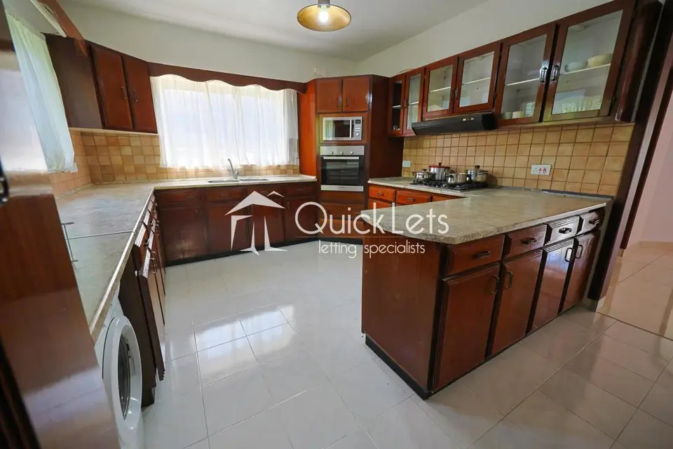5 bedroom Semi Detached Villa  to rent in Bahar ic-Caghaq