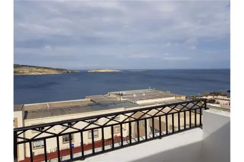 1 bedroom Penthouse Duplex to rent in St Paul's Bay