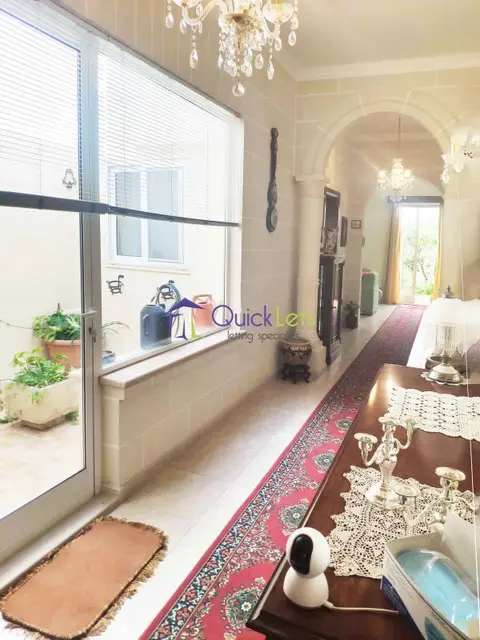 2 bedroom Maisonette to rent in Siggiewi