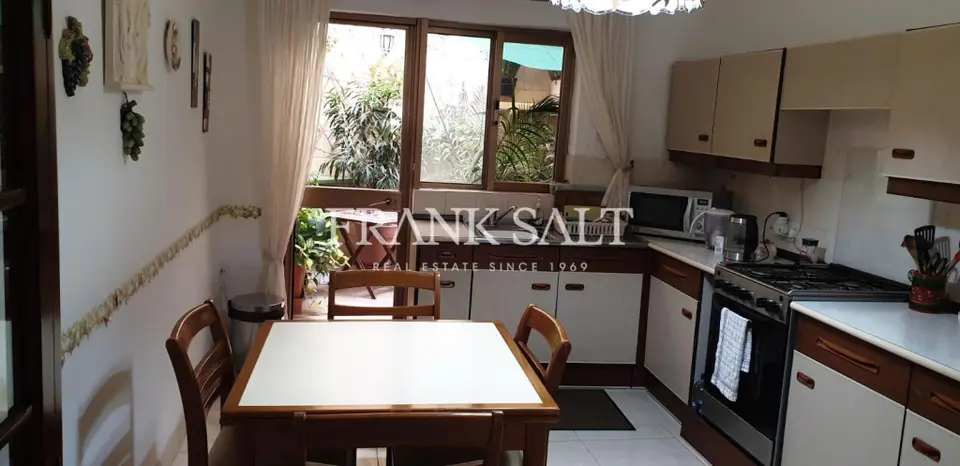 Marsascala, Furnished Maisonette