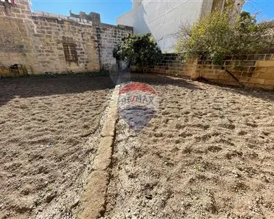 6 bedroom Townhouse for sale in Gozo - Kercem