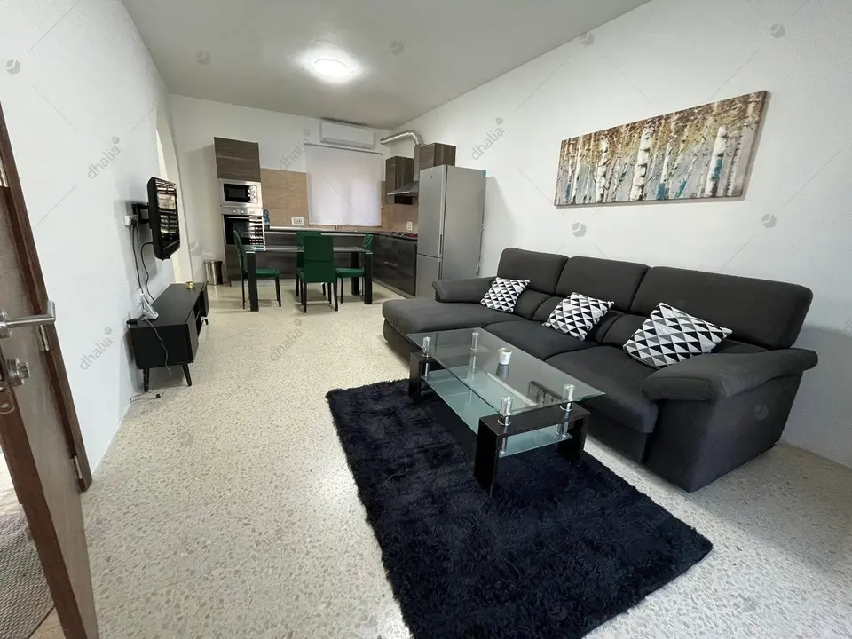 3 bedroom Flats to rent in Marsascala