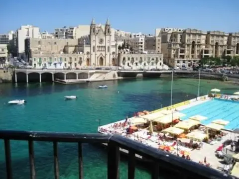 1 bedroom Apartment to rent in St Julian's
