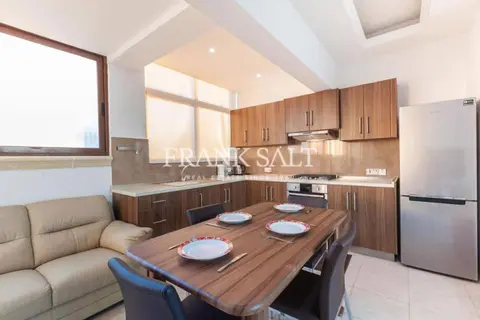 1 Bedroom Penthouse For Sale in Bugibba