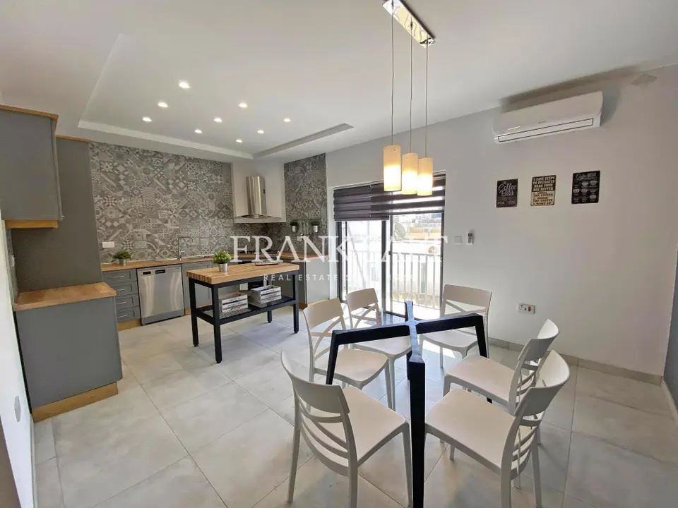 St Julians, Apartment