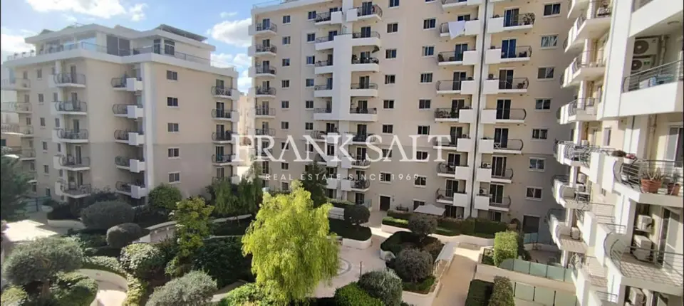 Gzira, Furnished Apartment