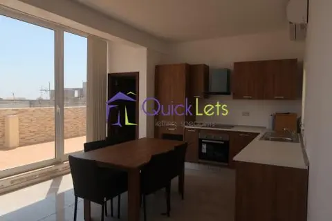 2 bedroom Penthouse to rent in Rabat