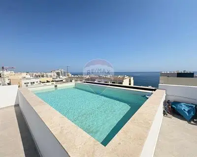 2 bedroom Penthouse to rent in Sliema