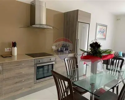 2 bedroom Apartment to rent in Naxxar