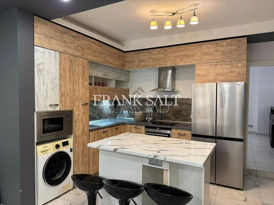 Gzira, Apartment