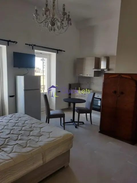 1 bedroom Studio Apartment to rent in Paola