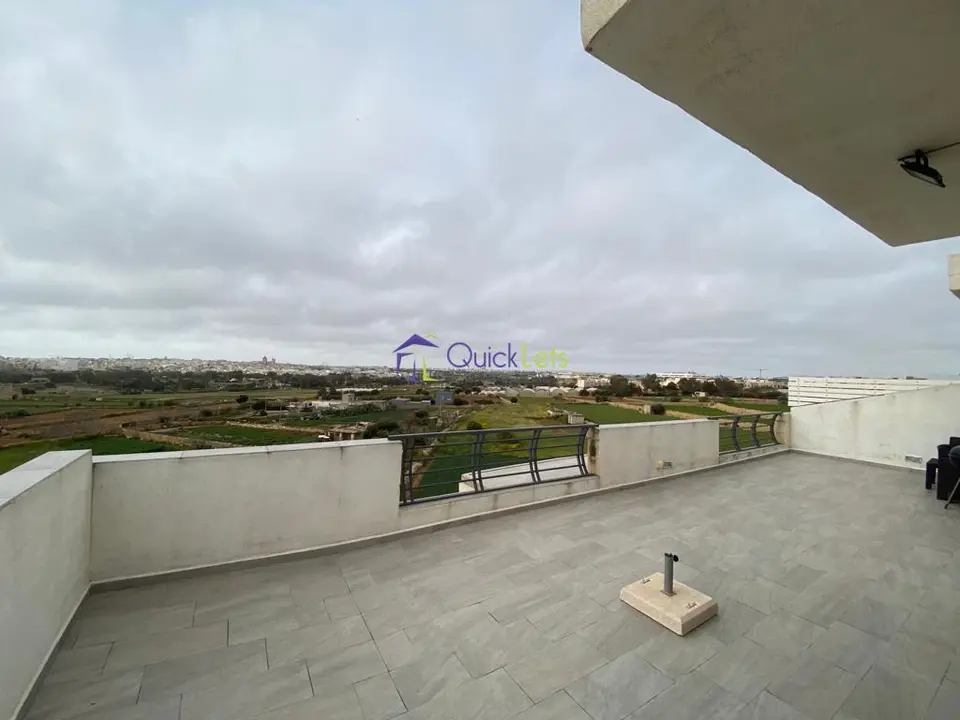 3 bedroom Penthouse to rent in Zabbar