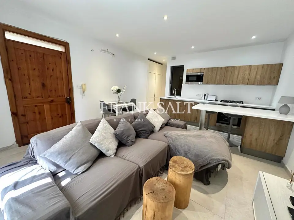 Gzira, Furnished Apartment
