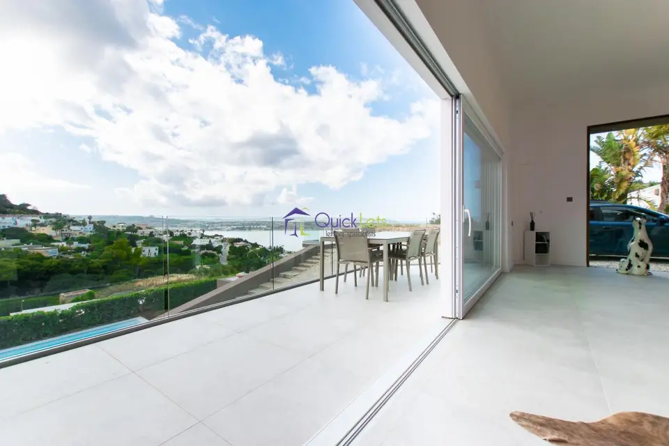 5 bedroom Detached Villa to rent in Mellieha