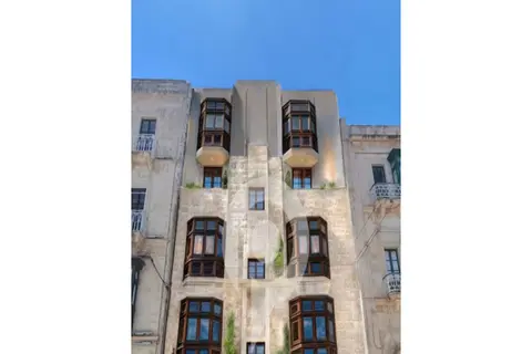 Apartment For Sale in Senglea