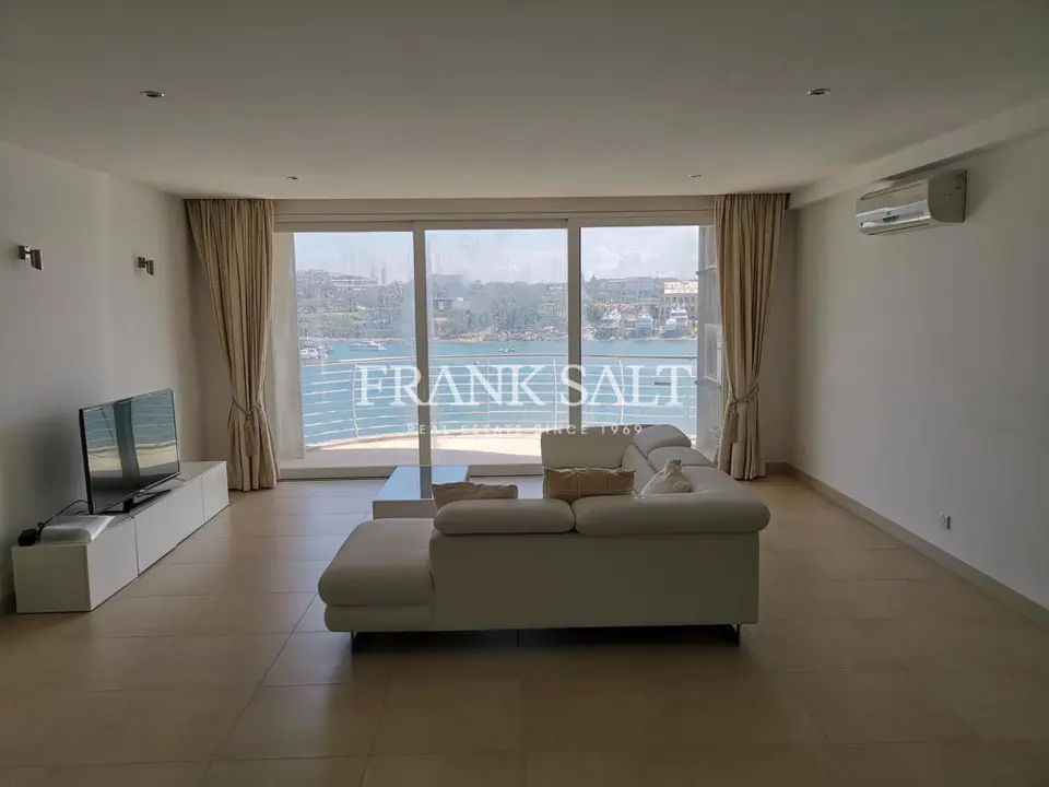 Gzira, Furnished Apartment