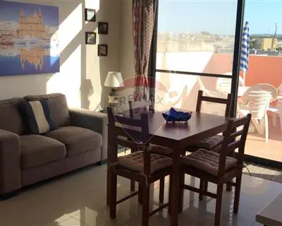 2 bedroom Penthouse to rent in Mosta