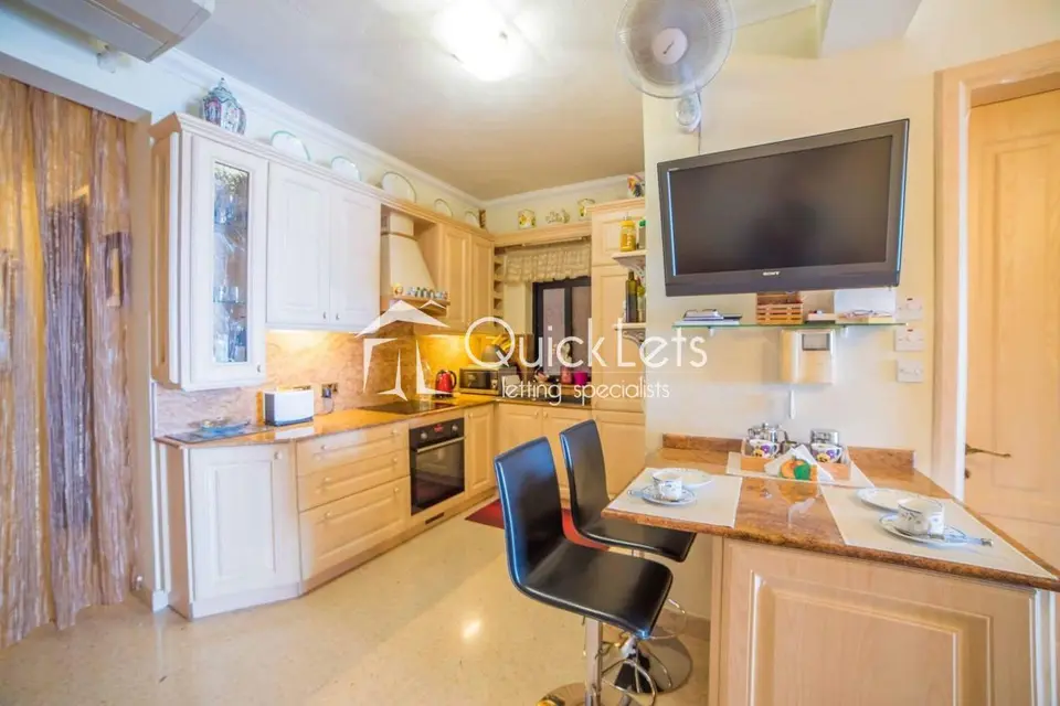 Room to rent in St. Julians