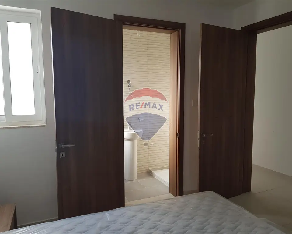 2 bedroom Penthouse to rent in St Paul's Bay