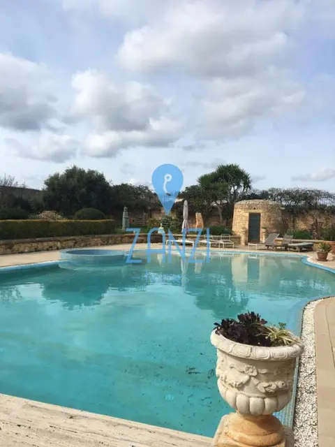 3 bedroom Palace/Castle/Manor for sale in Qrendi