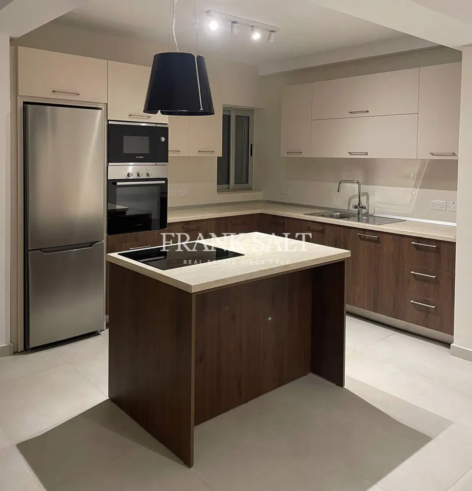 St Pauls Bay, Apartment