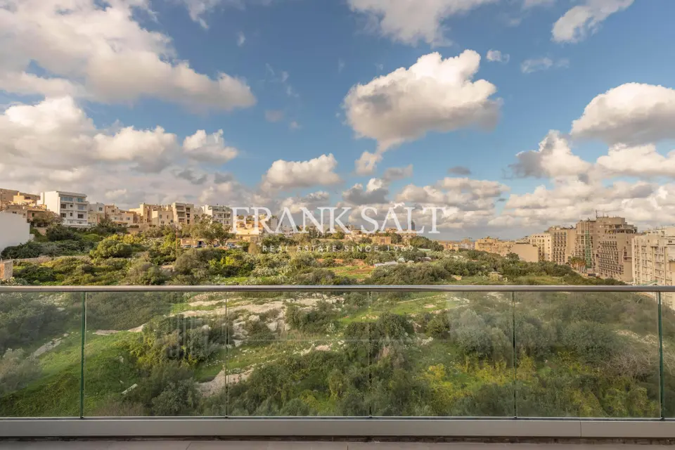 St Julians, Furnished Apartment