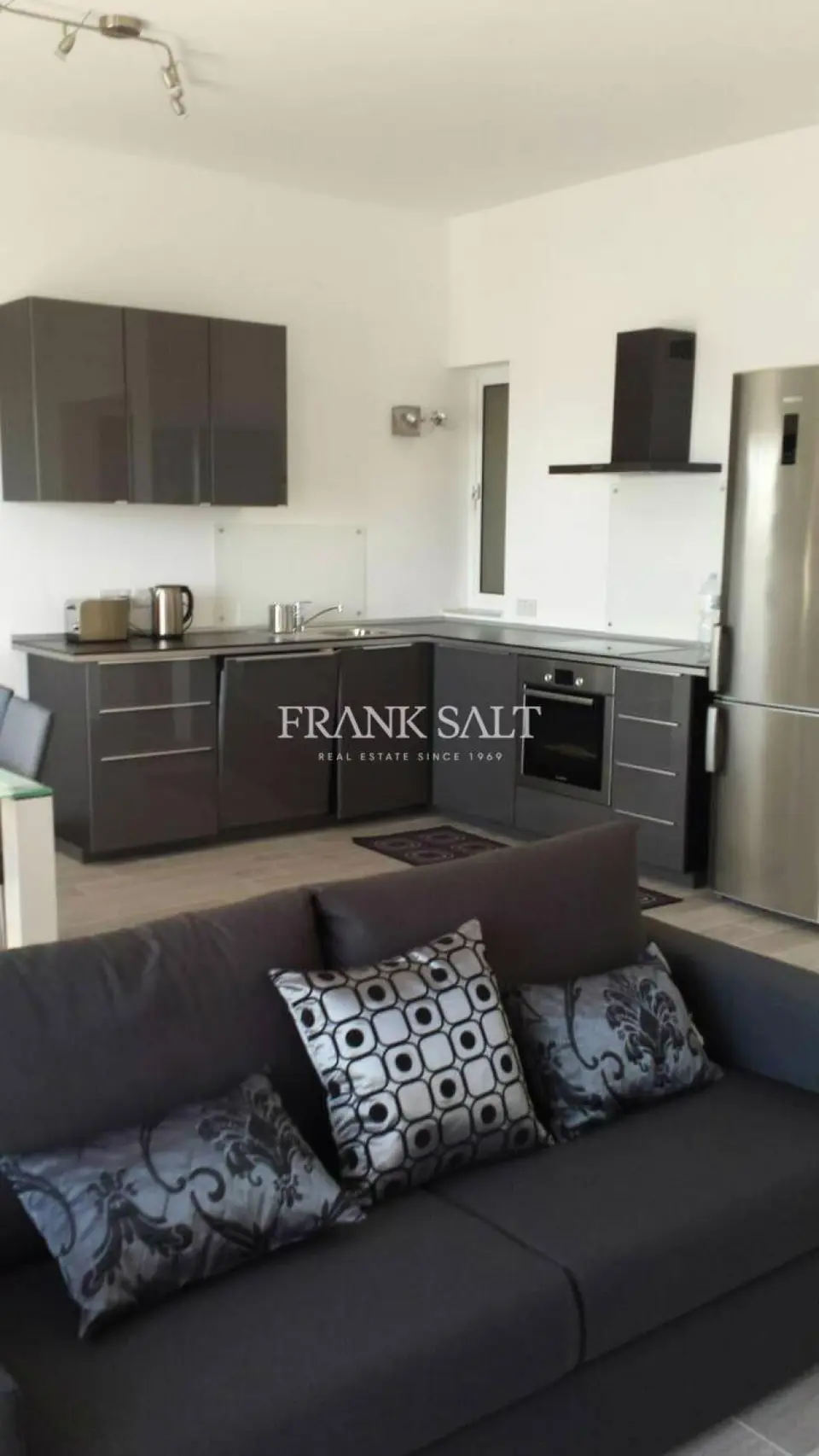 St Julians, Furnished Apartment