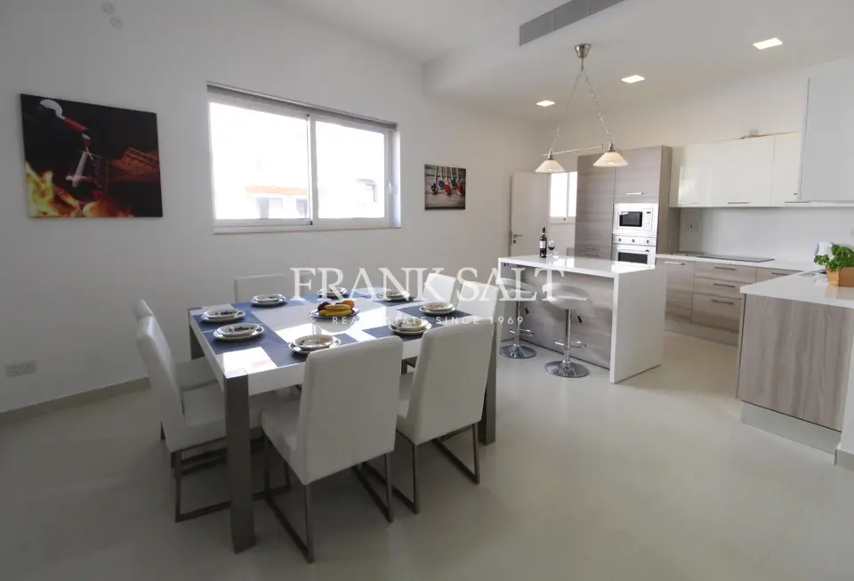 Tal-Ibrag, Furnished Elevated Maisonette