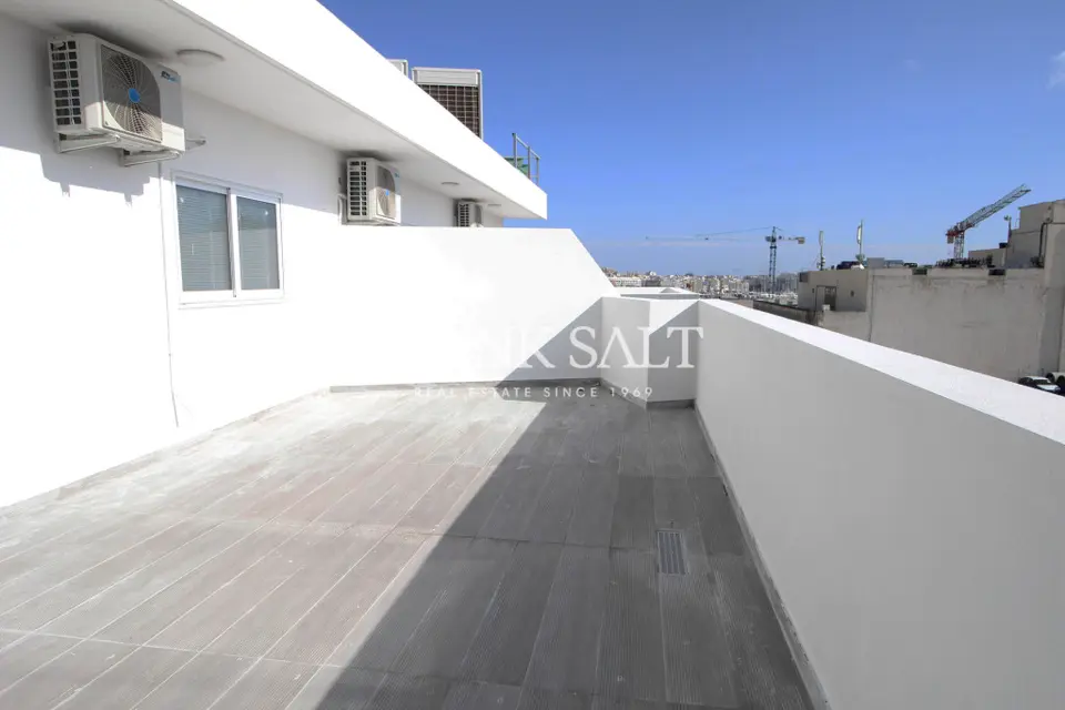 Msida, Furnished Penthouse
