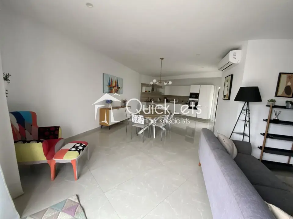 2 bedroom Penthouse to rent in Qawra