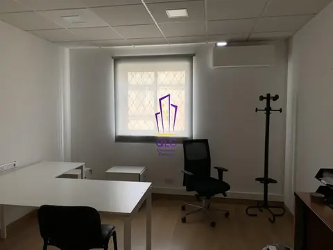 Office to rent in Valletta
