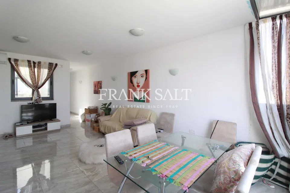 Fgura, Furnished Penthouse