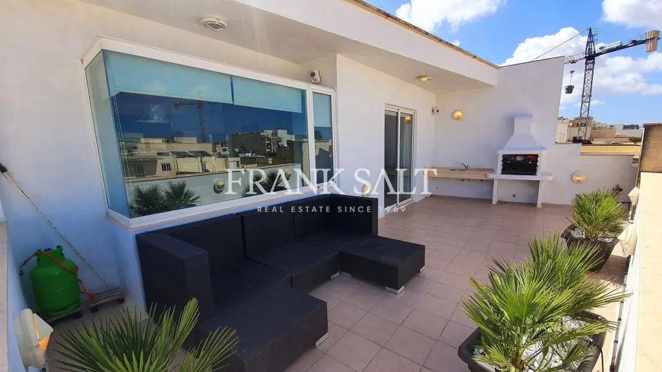 Balzan, Furnished Penthouse