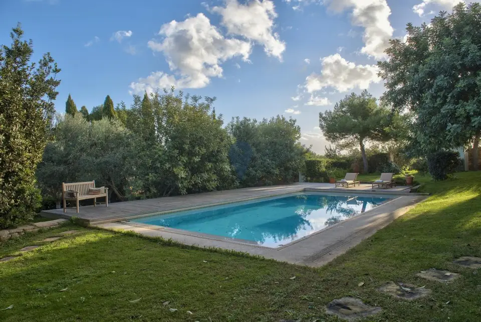 6 bedroom Detached Villa for sale in Gharghur
