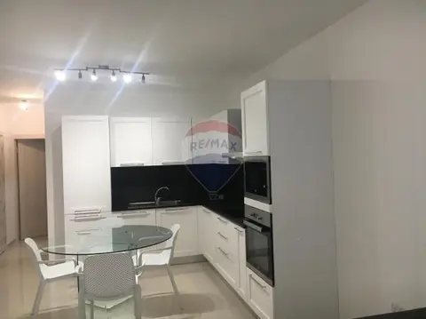 2 bedroom Apartment to rent in Gzira
